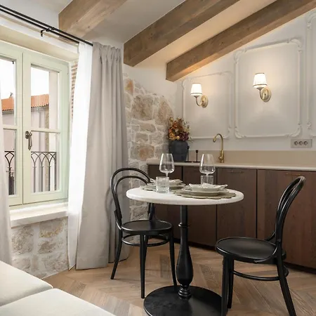 Silent Stone Ii Apartamento *